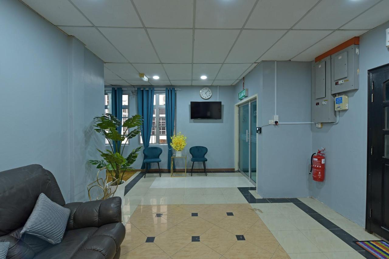 Oyo 90672 De Paradise Turtle Hotel เกอร์ติห์ ภายนอก รูปภาพ